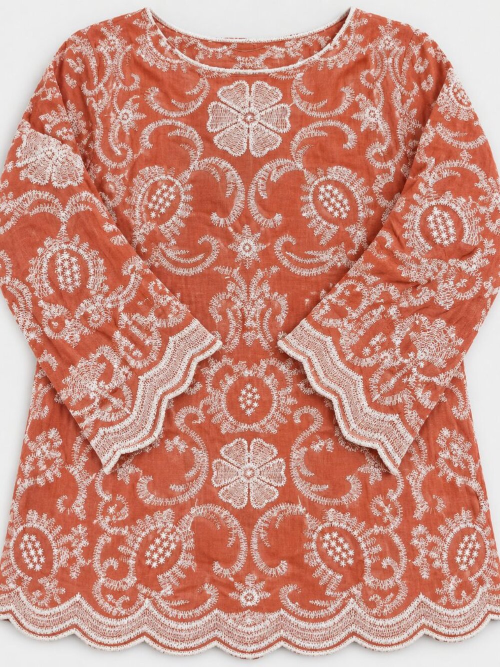 NWT Solitaire M Coral Cream Embroidered Boho Tunic Scalloped Hem